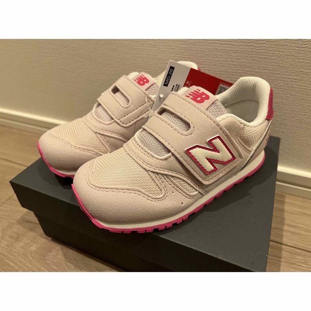 New Balance(ニューバランス)のASUNA様 専用  ニューバランス16cm キッズ/ベビー/マタニティのキッズ靴/シューズ(15cm~)(スニーカー)の商品写真