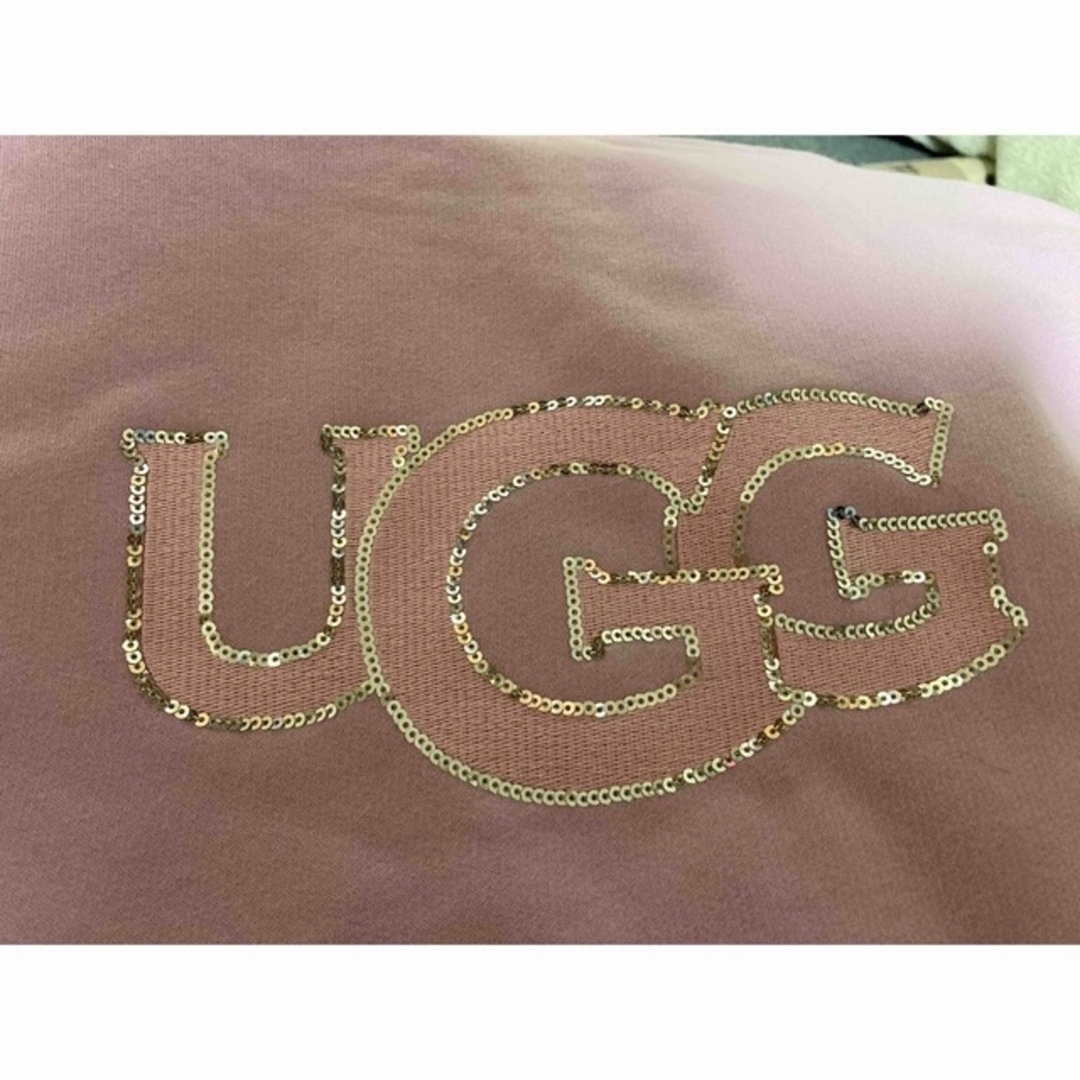 UGG スパンコールロゴフーディー