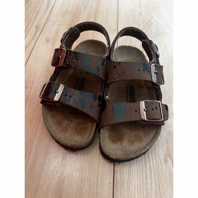 BIRKENSTOCK(ビルケンシュトック)のビルケン　キッズ　16㎝ キッズ/ベビー/マタニティのキッズ靴/シューズ(15cm~)(サンダル)の商品写真