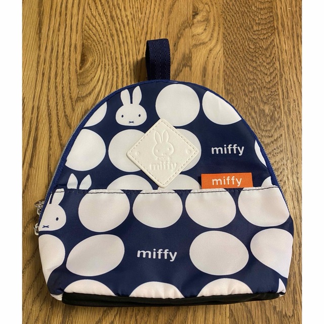 miffy(ミッフィー)のmiffy ベビーカー取付け可能マグポーチ キッズ/ベビー/マタニティの外出/移動用品(ベビーカー用アクセサリー)の商品写真