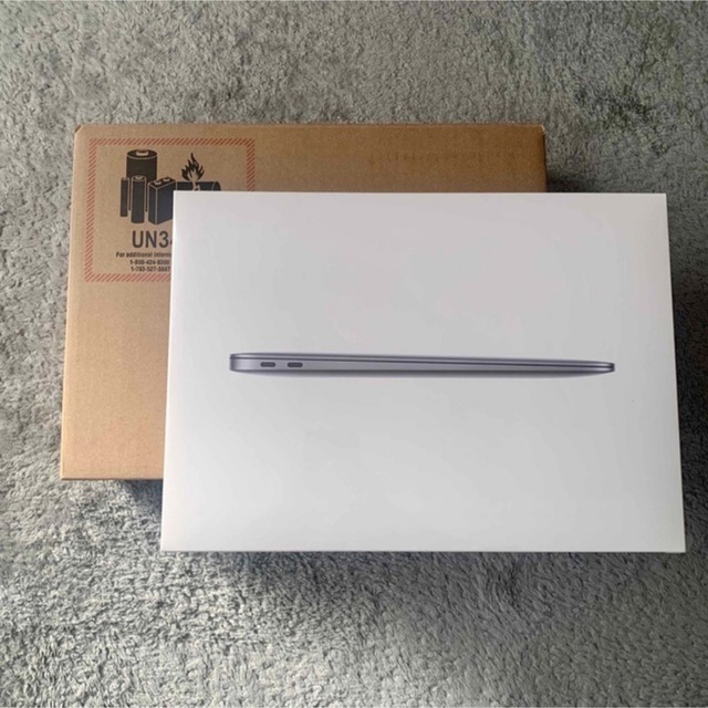 スマホ/家電/カメラApple MacBook Air M1 スペースグレイ MGN63J/A 新品