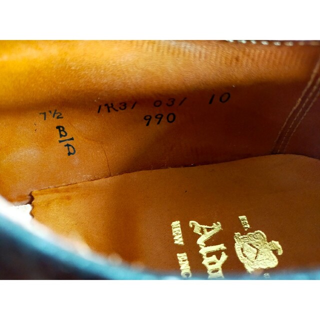 Alden(オールデン)の未使用 Alden cordvan 990 size 7.5D メンズの靴/シューズ(ドレス/ビジネス)の商品写真