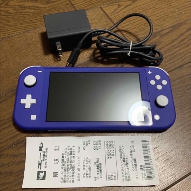 [週末限定値下げ]  Nintendo Switch Lite 本体のみ