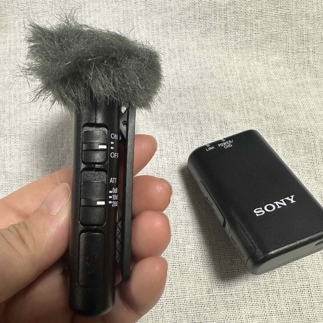 SONY(ソニー)のSONY ワイヤレスマイク ECM-W2BT 楽器のレコーディング/PA機器(マイク)の商品写真