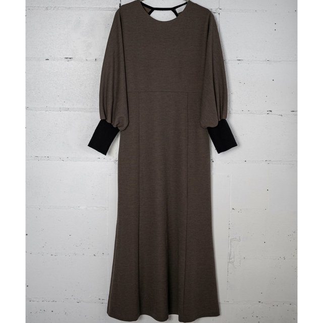 ANOGH BACK OPEN CUT DRESS ワンピース アノフ