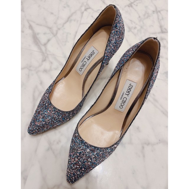 JIMMY CHOO(ジミーチュウ)のJimmy Choo グリッターパンプス レディースの靴/シューズ(ハイヒール/パンプス)の商品写真