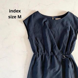 インデックス(INDEX)の【美品】サイズM index インデックス ワンピース ベルト シンプル 無地(ひざ丈ワンピース)