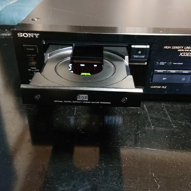 SONY(ソニー)のSONY CDプレーヤー CDP-X33ES ジャンク スマホ/家電/カメラのオーディオ機器(その他)の商品写真