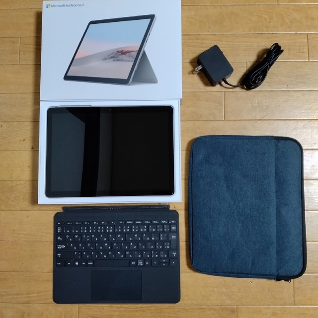 Surface Go2 ＋タイプカバー(キーボード) スマホ/家電/カメラのPC/タブレット(タブレット)の商品写真