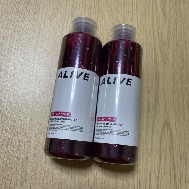 新品未使用　ALIVE  カラーキープシャンプー　ベリーピンク　ナンビ コスメ/美容のヘアケア/スタイリング(シャンプー)の商品写真