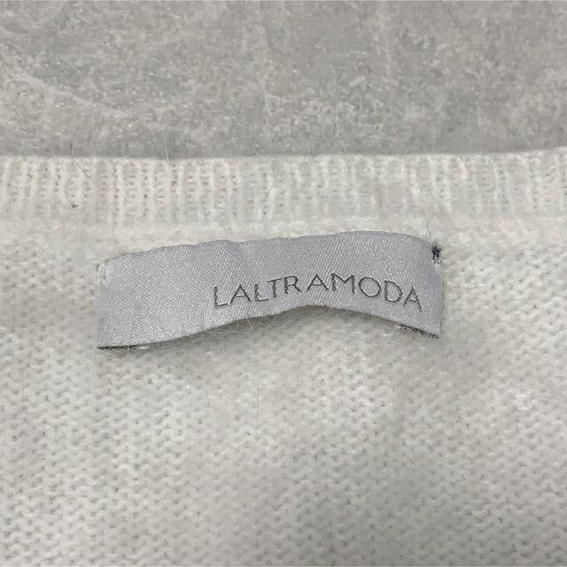 LALTRAMODA カーディガン 半袖 刺繍 アンゴラ ショート丈 貝ボタン 2
