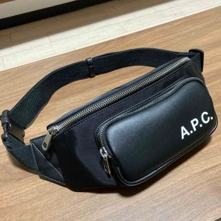 アーペーセー(A.P.C)のA.P.C バッグ　メンズ(ウエストポーチ)