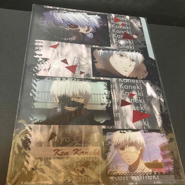 東京喰種 金木研 クリアファイル3ポケット 金木B エンタメ/ホビーのアニメグッズ(クリアファイル)の商品写真