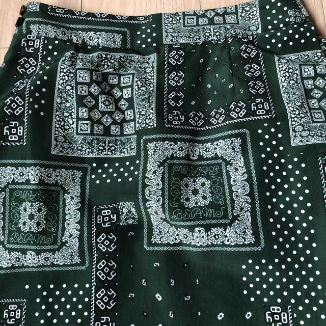 美品! <BEAMS BOY>BOYバンダナ プリーツスカート