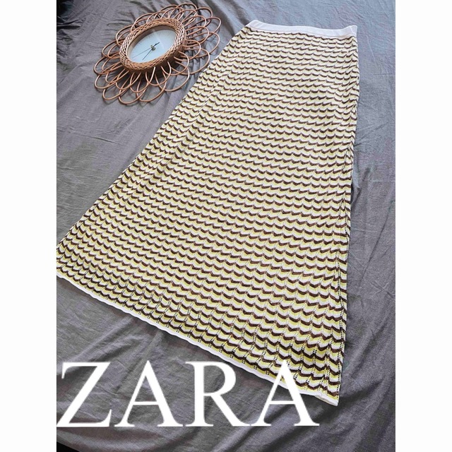 ZARA(ザラ)の美品　ZARA ザラ　ロングスカート　スカート　ヘリンボーン柄　人気　完売 レディースのスカート(ロングスカート)の商品写真