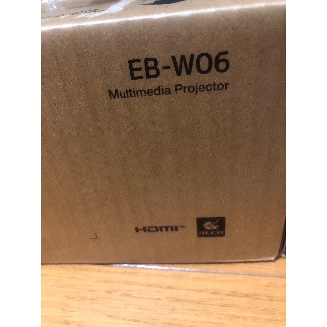 数量は多 EPSON - プロジェクター EB-W06 プロジェクター