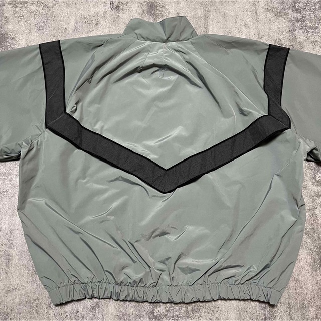 【デッドストック】アメリカ軍　IPFUナイロントレーニングジャケットXXL-S② メンズのジャケット/アウター(ミリタリージャケット)の商品写真