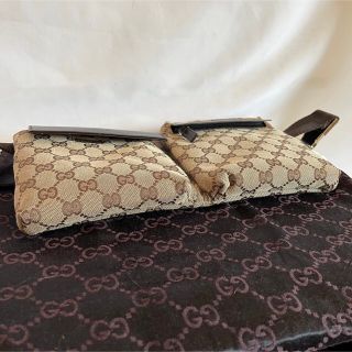 Gucci - 【大人気】グッチ GUCCI ボディバッグ ウエストバッグ GG