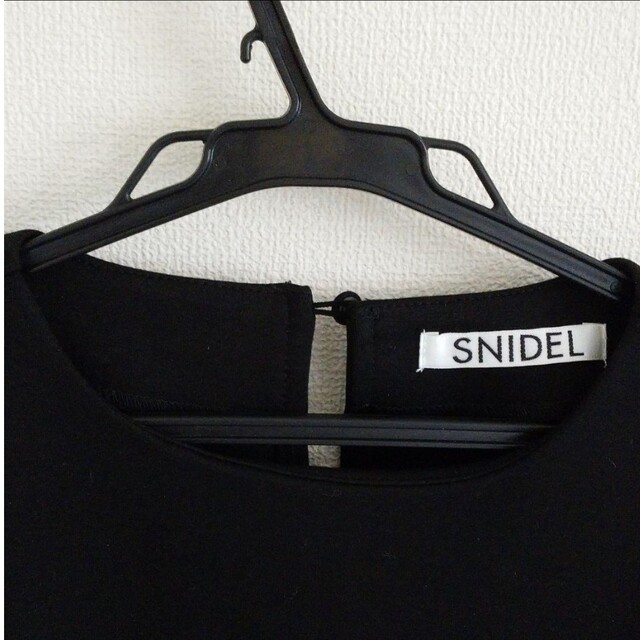 SNIDEL(スナイデル)のSNIDEL　ワンピース レディースのワンピース(ひざ丈ワンピース)の商品写真