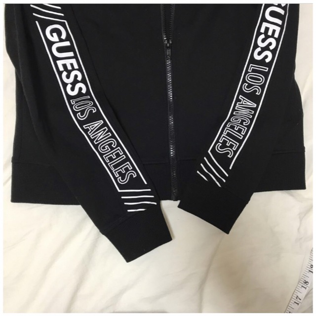 GUESS(ゲス)のゲス　トラックトップ　ジャージ　guess メンズのトップス(ジャージ)の商品写真