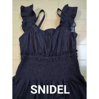 スナイデル(SNIDEL)のSNIDEL　スナイデル　フリル ジャンパースカート(ロングワンピース/マキシワンピース)