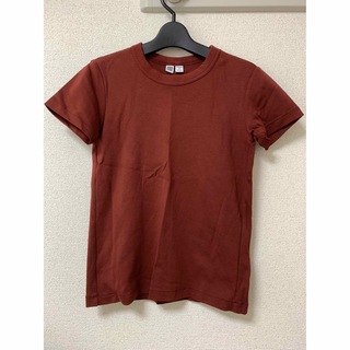 ユニクロ(UNIQLO)のUNIQLO ユニクロ　Tシャツ　ワインレッド(Tシャツ(半袖/袖なし))