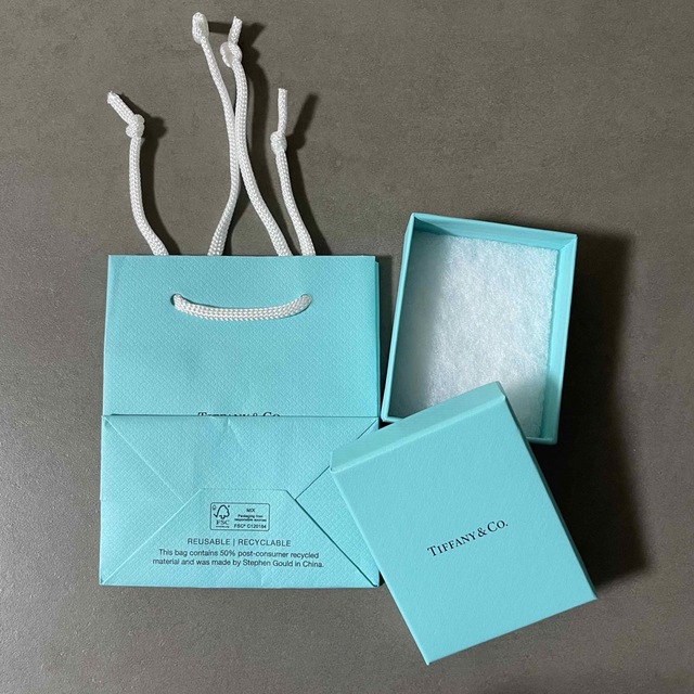 Tiffany & Co.(ティファニー)のティファニー 袋、箱 レディースのバッグ(ショップ袋)の商品写真