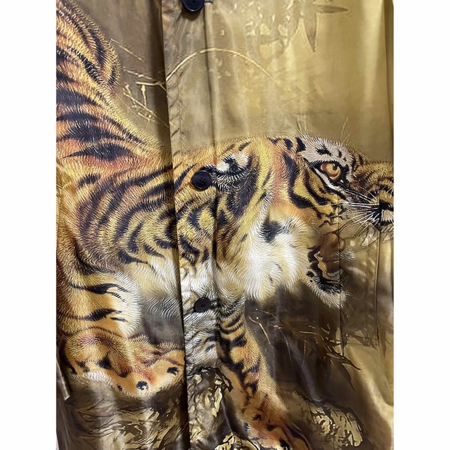 DRIES VAN NOTEN(ドリスヴァンノッテン)のdries van noten 虎 総柄スプリングコート メンズのジャケット/アウター(その他)の商品写真