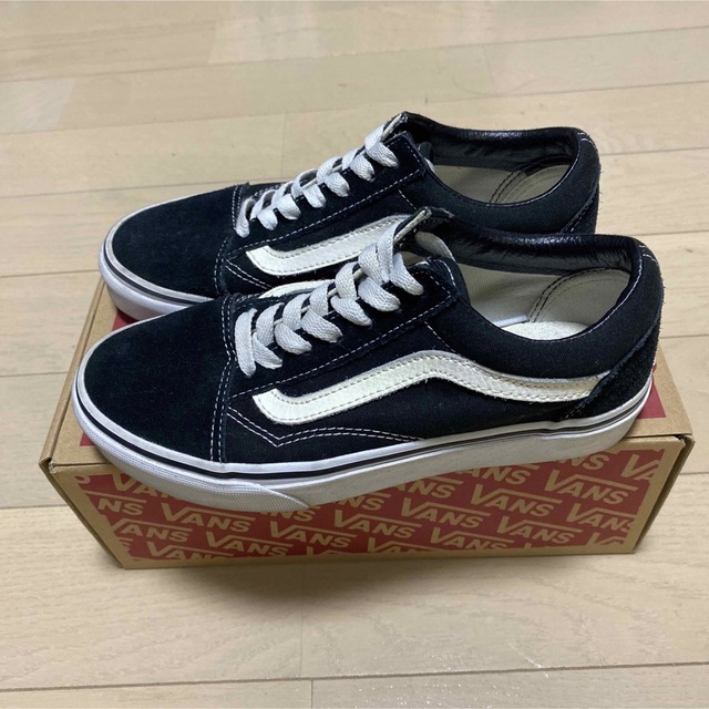 VANS(ヴァンズ)の【USED】22.0cm バンズ オールド スクール ブラック ホワイト キッズ/ベビー/マタニティのキッズ靴/シューズ(15cm~)(スニーカー)の商品写真