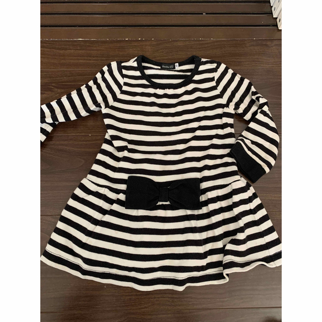 BeBe(ベベ)のBebe ワンピース　90サイズ キッズ/ベビー/マタニティのキッズ服女の子用(90cm~)(ワンピース)の商品写真