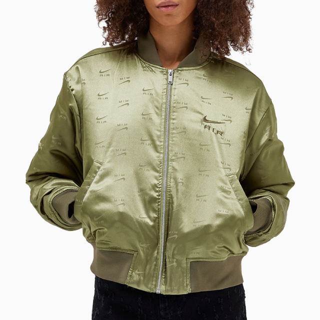 新品★定価16500円★NIKE★ボンバージャケット★XSサイズ 新品★定価16500円★NIKE★ボンバージャケット★XSサイズ