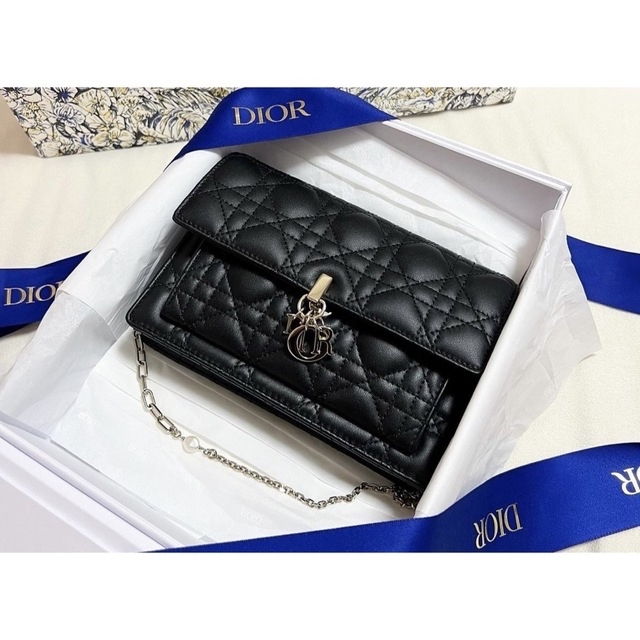 新品 Dior ディオール LADY DIOR チェーンポーチ ブルー