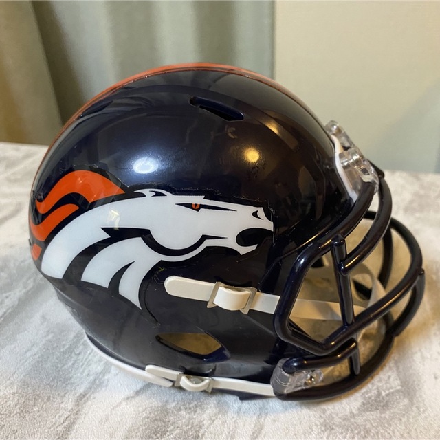 NFLデンバーブロンコスのミニヘルメット 永久 NFLデンバーブロンコスのミニヘルメット 永久