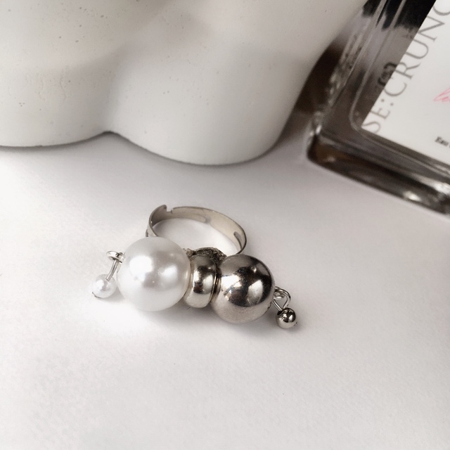 リング シルバー ボール & ホワイト パール シルバー フリーリング 指輪 ハンドメイドのアクセサリー(リング)の商品写真
