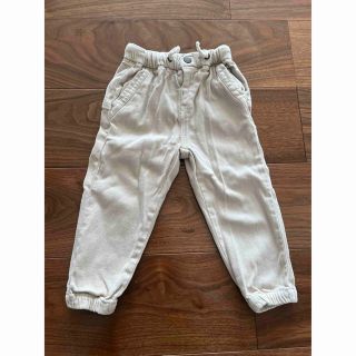 ザラキッズ(ZARA KIDS)のZARA ベージュ　裾絞り　パンツ(パンツ/スパッツ)