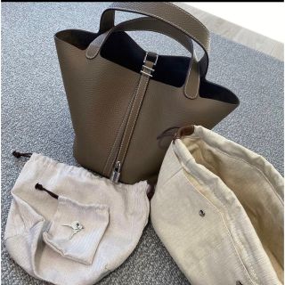 Rakuten - 【本革】キューブバッグ エトープ MMサイズの通販 by ... 【本革】キューブバッグ エトープ MMサイズ