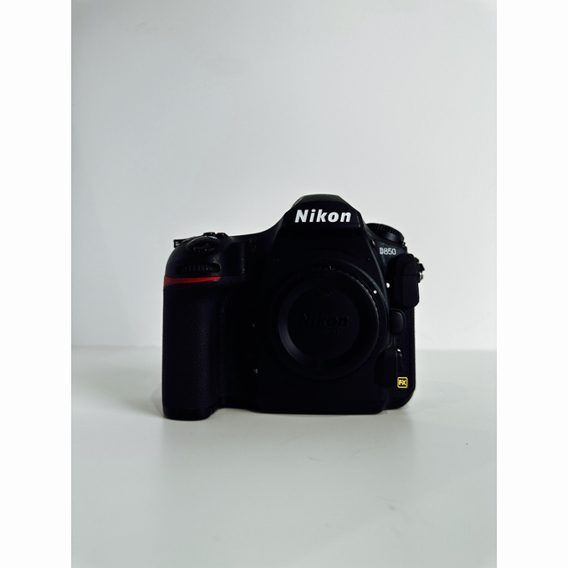 極上品　Nikon  FXフォーマットデジタル一眼レフカメラ D850