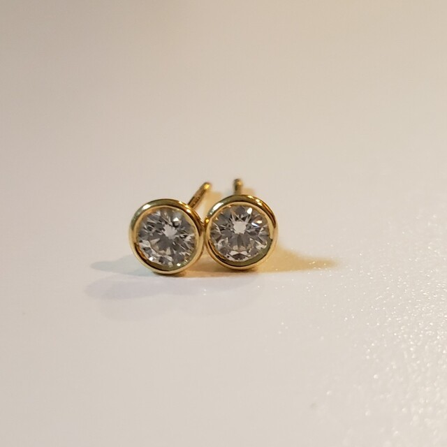 FLAGS ダイヤピアス 0.36ct  E・Fカラー 最高グレード