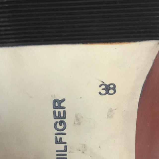 TOMMY HILFIGER(トミーヒルフィガー)のトミーヒルフィガー パンプス 38 - レザー レディースの靴/シューズ(ハイヒール/パンプス)の商品写真
