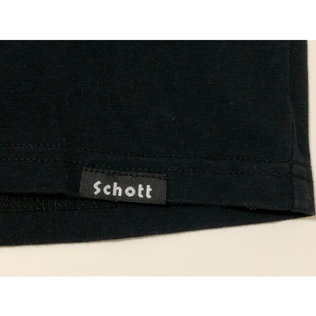 schott(ショット)のSchott（ショット）刺繍ロゴ　ポケット　L/STee　長袖Tシャツ　【中古】【007】 メンズのトップス(Tシャツ/カットソー(七分/長袖))の商品写真