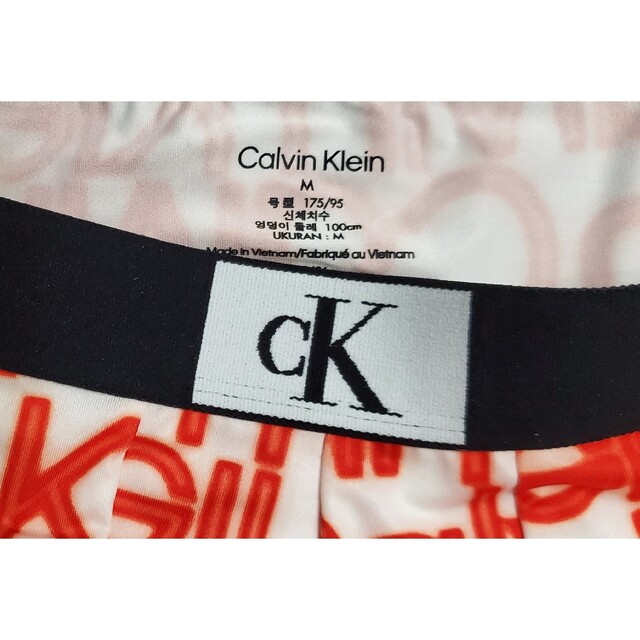 Calvin Klein(カルバンクライン)のカルバンクライン　新品　メンズ　ボクサーパンツ(ホワイト/レッドM) メンズのアンダーウェア(ボクサーパンツ)の商品写真