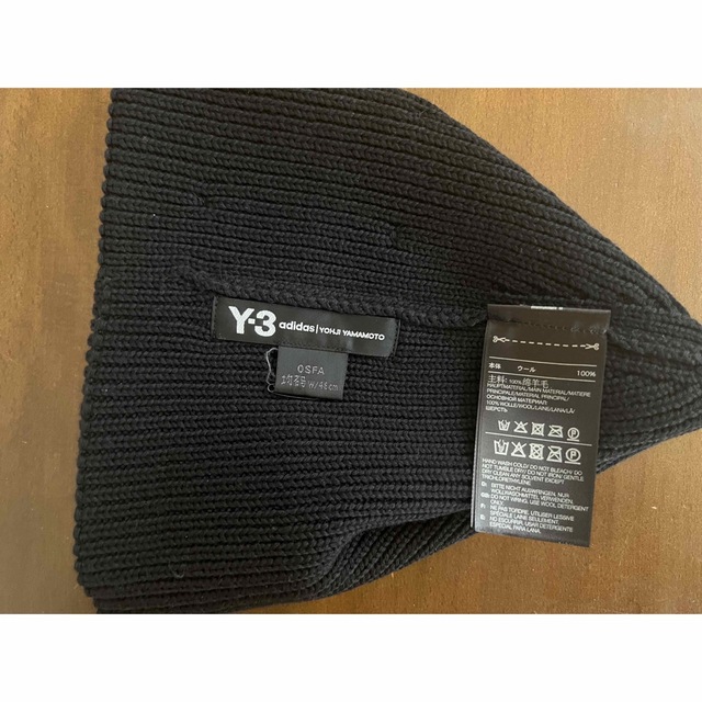 Y-3(ワイスリー)のY3 ヨウジヤマモト adidas ニット帽(ビーニー)   新古品 メンズの帽子(ニット帽/ビーニー)の商品写真