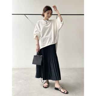 アパルトモンドゥーズィエムクラス(L'Appartement DEUXIEME CLASSE)の【最終価格】KALLMEYER Pleats Skirt(ロングスカート)