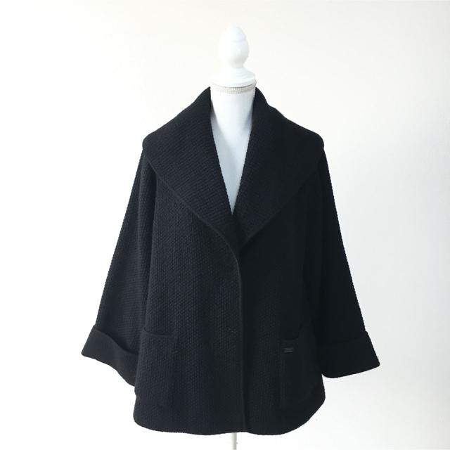 美品 FOXEY フォクシー ニット フレア コート 【有名人芸能人