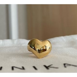 ANNIKA INEZ - annika inez hoop large ハートフープピアス