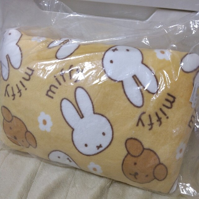 miffy(ミッフィー)のミッフィー 枕 オレンジ 癒し 睡眠 快眠 良質 安眠 ピロー スナッフィー M レディースのファッション小物(その他)の商品写真