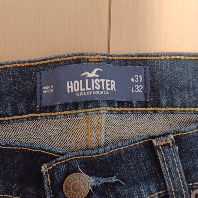 Hollister(ホリスター)のHOLLISTER　メンズジーンズ メンズのパンツ(デニム/ジーンズ)の商品写真