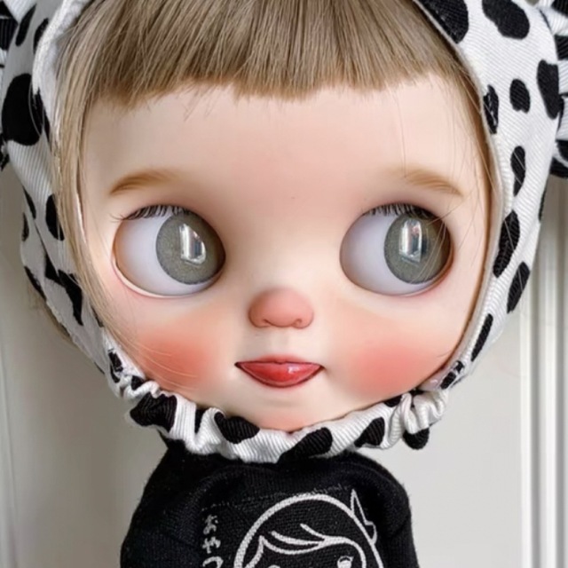 作家様カスタムブライス 人形 ドール ベロだし 悪戯っ子 かわいい 作家様カスタムブライス 人形 ドール ベロだし 悪戯っ子 かわいい
