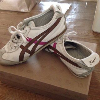 オニツカタイガー(Onitsuka Tiger)のオニツカタイガースニーカー送料込(スニーカー)