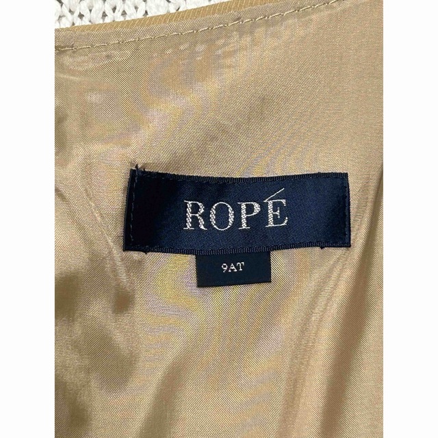 ROPE’(ロペ)の【新品】ROPE 膝丈ワンピース　ベージュウール混 レディースのワンピース(ひざ丈ワンピース)の商品写真